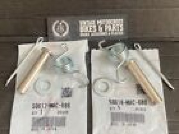 HONDA CR125R CR250R CR500R 1995-01 Foot Peg Pins And Oem Springs 50617-MAC-680 50618-MAC-680