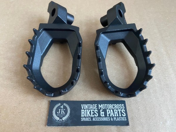 HONDA CR250R 1988-97 ZETA Wide Foot Pegs