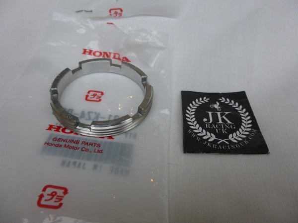 HONDA CR125 CR250 CR500 1989-01 Genuine OEM Rear Wheel Bearing Retainer