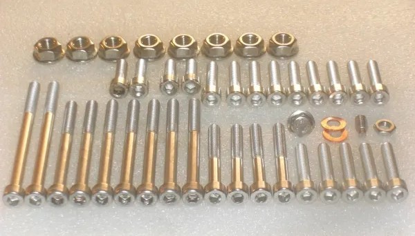 Honda CR125M 1976-78 Engine Bolt Set