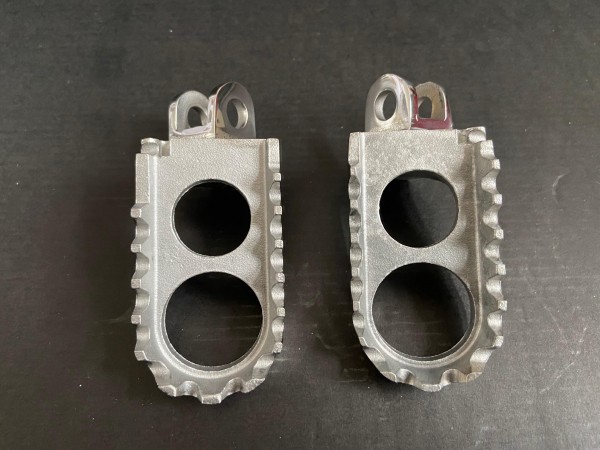 Suzuki RM125 RM250 1989-04 Stainless Wide Foot Pegs
